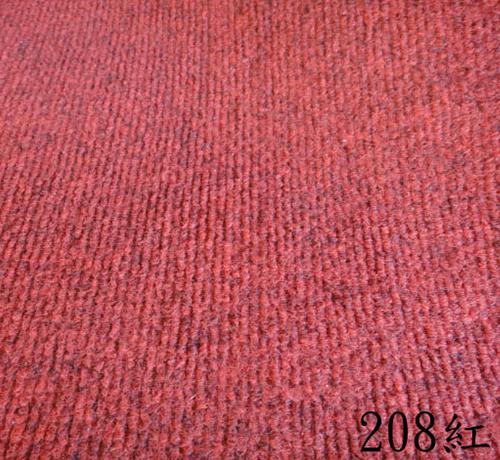 208紅絨毛地毯